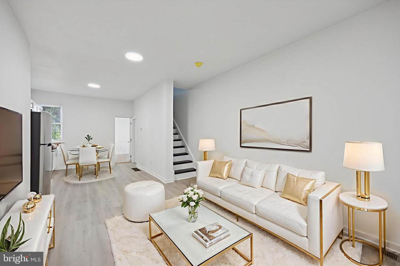 540 Penn Street - Photo 1