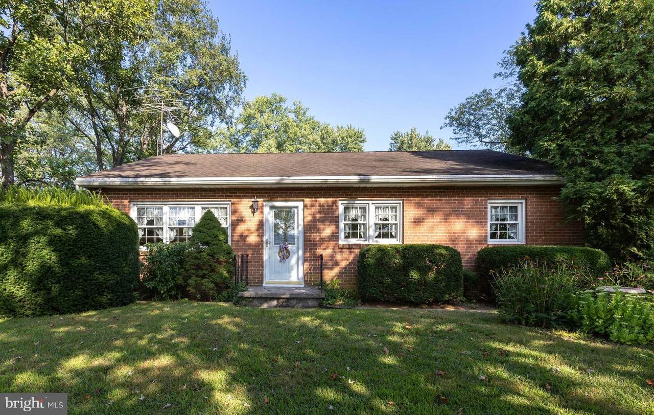 5028 Arden Nollville Road - Photo 1