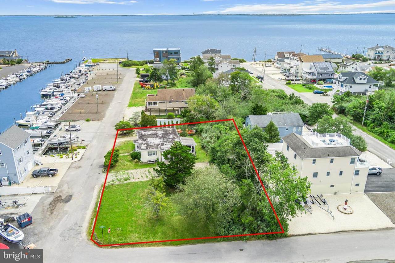 108 Baltic Avenue - Photo 1