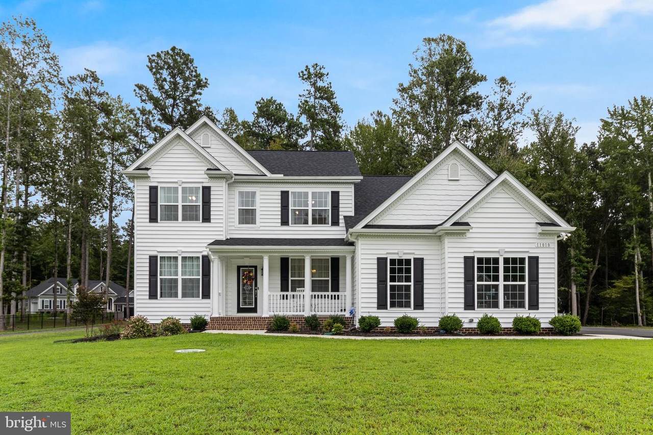 11010 Wisteria Lane - Photo 1