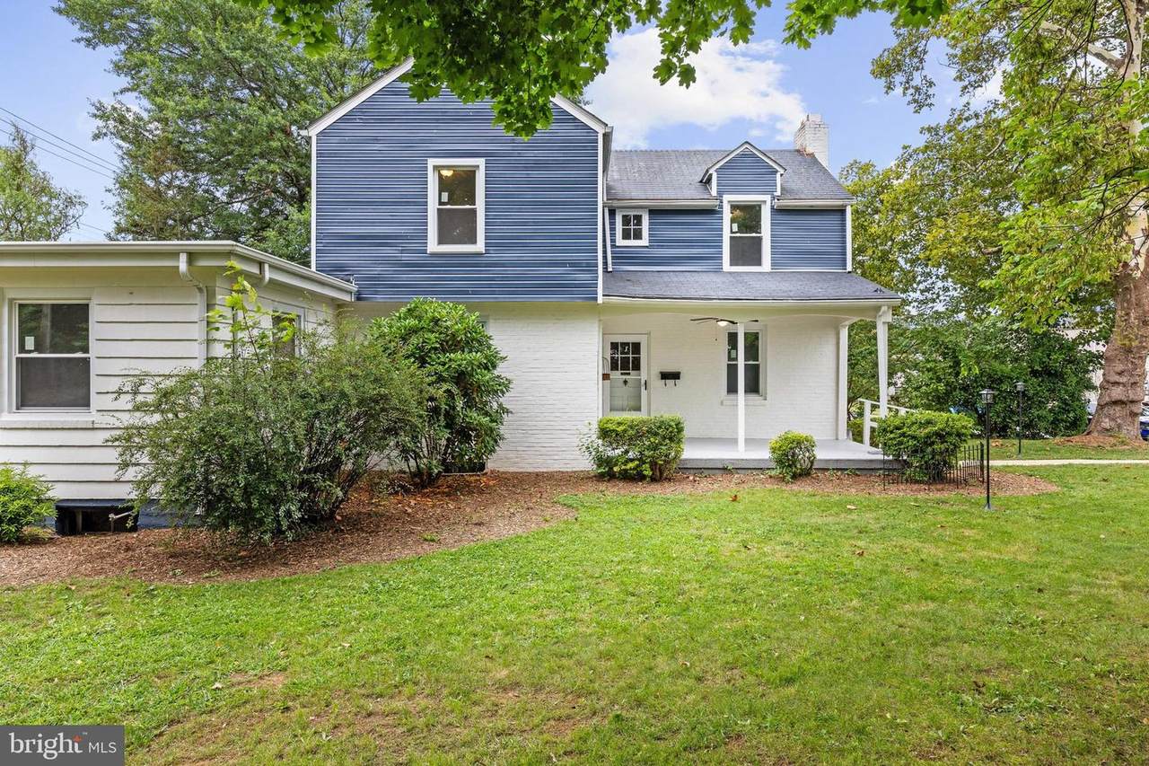 901 Beechwood Drive - Photo 1