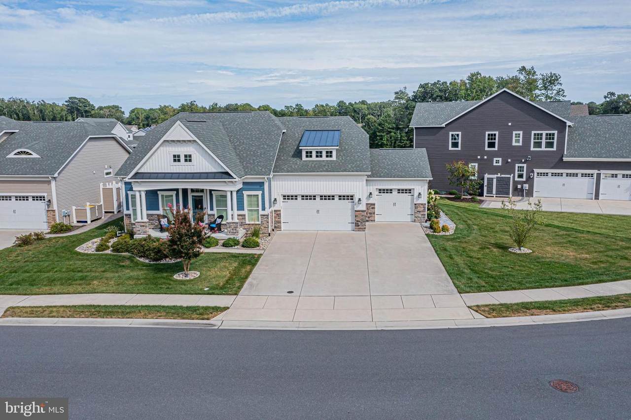 33250 Paradisio Grns - Photo 1