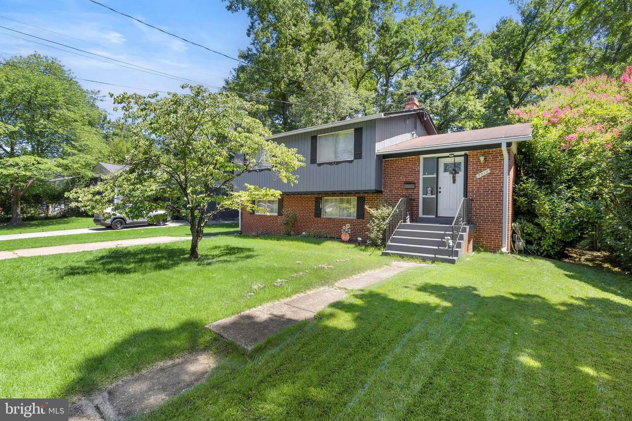 7519 Sweetbriar Drive - Photo 1