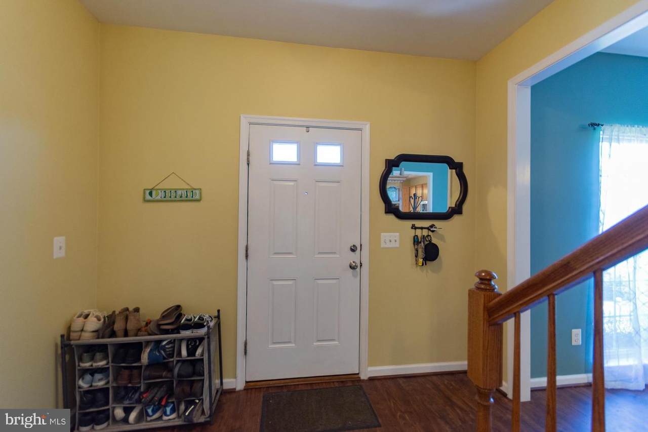 https://bt-photos.global.ssl.fastly.net/brightmls/1280_boomver_1_804114172452-2.jpg