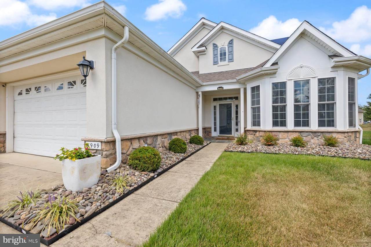 4909 Keswick Court - Photo 1