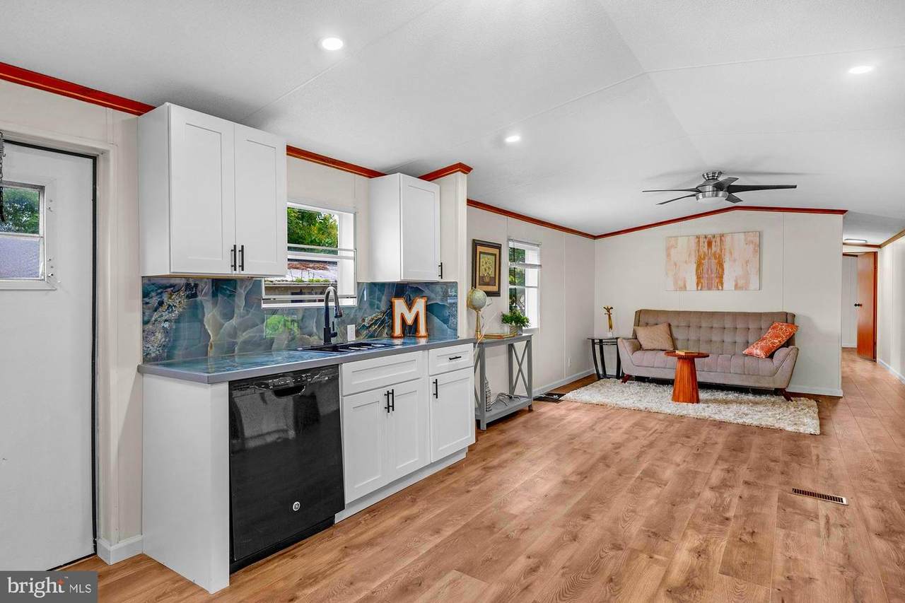 11540 Philadelphia  Rd - Photo 1