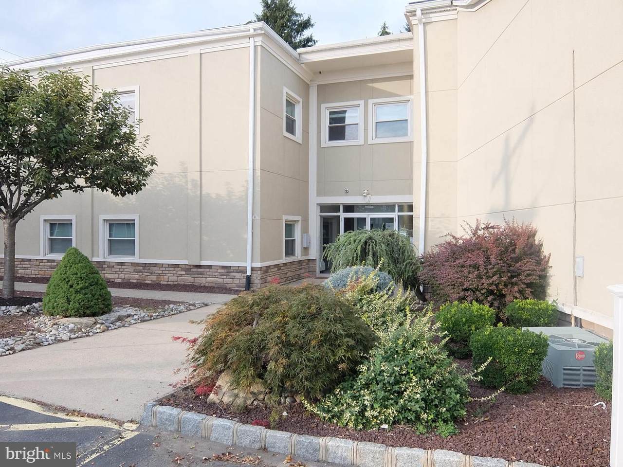 37 Station Drive - Photo 1