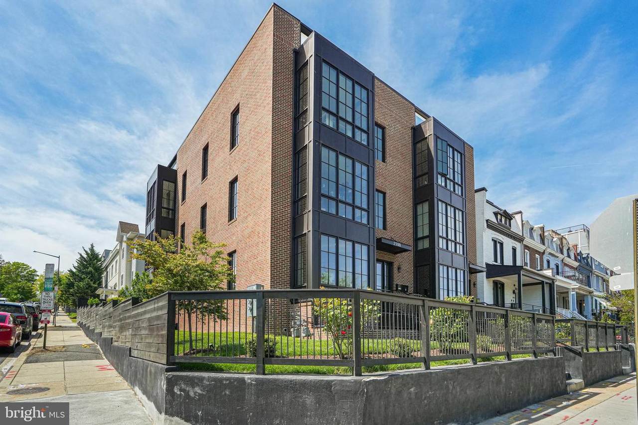 2100 4TH Street - Photo 1