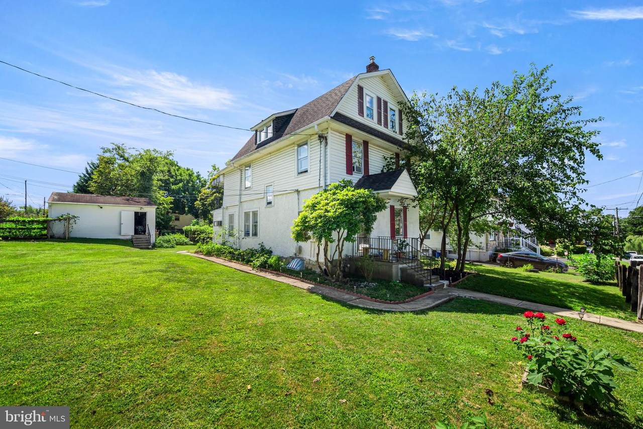 4400 School Lane - Photo 1