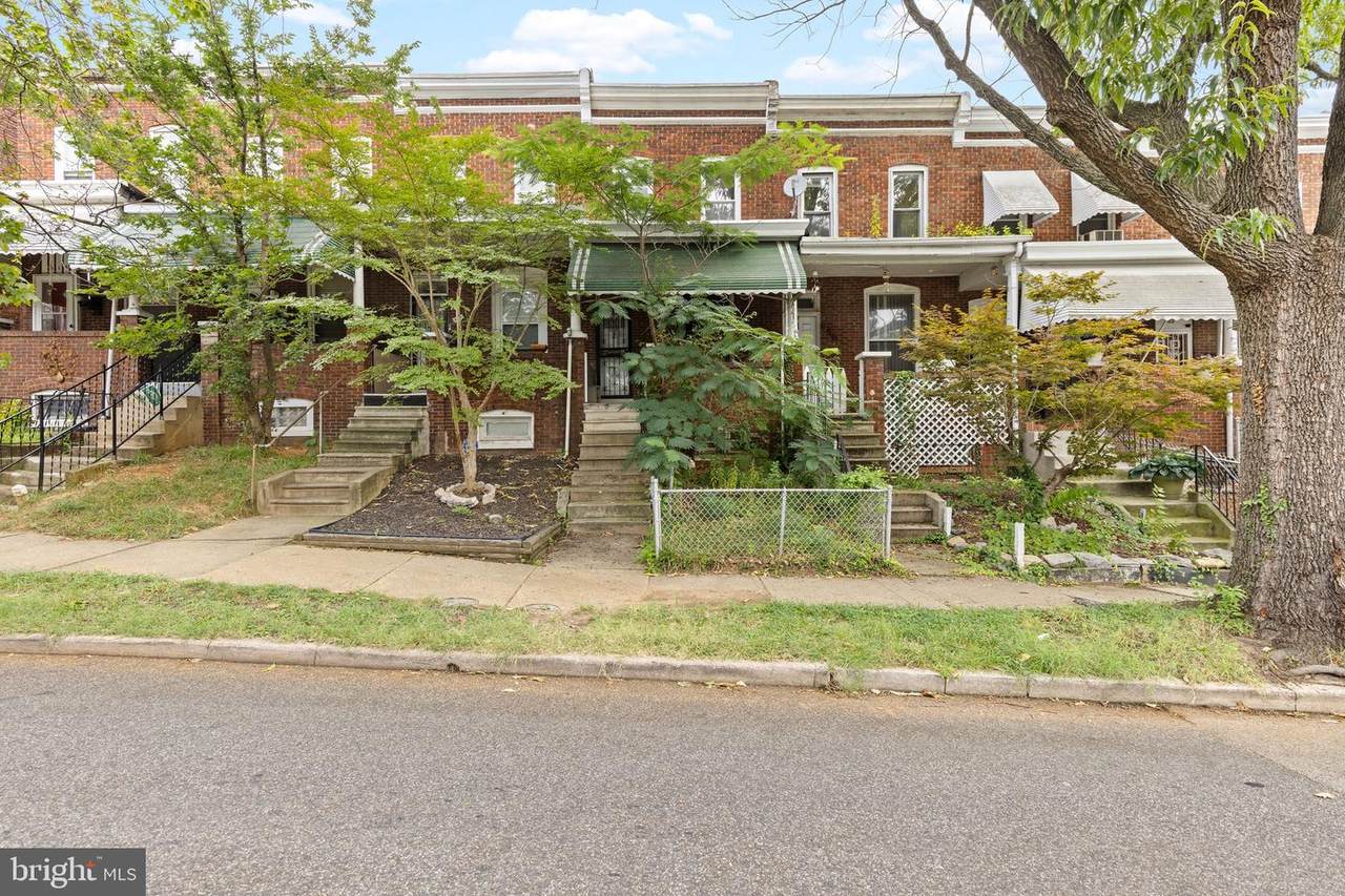 616 30TH Street - Photo 1