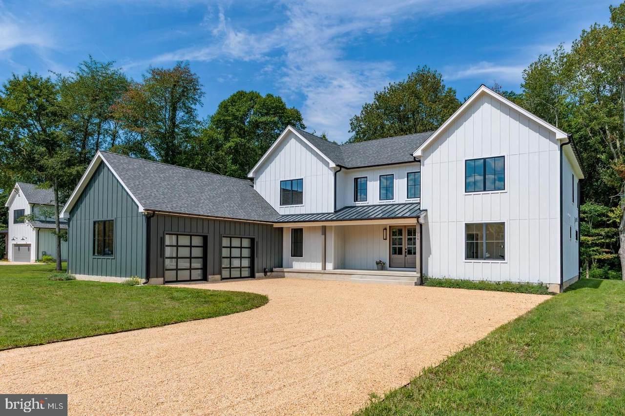 208 Tower Drive - Photo 1