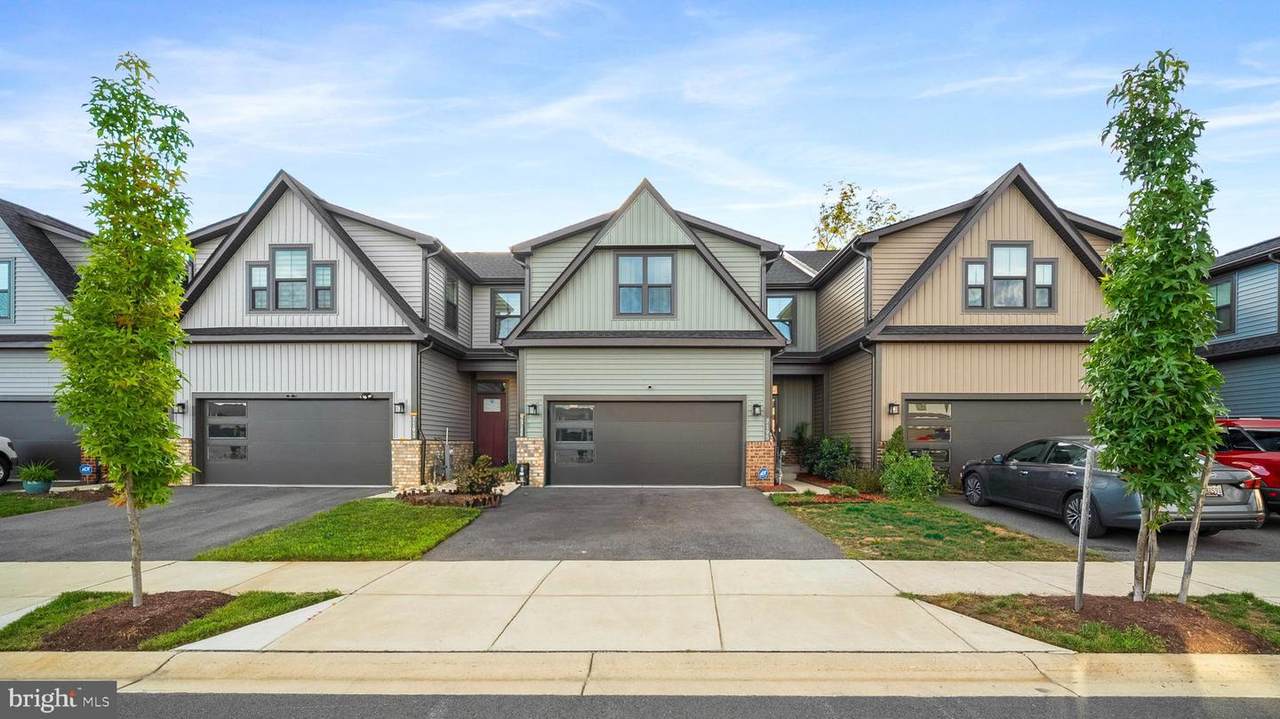 7195 Wolf Trap Court - Photo 1