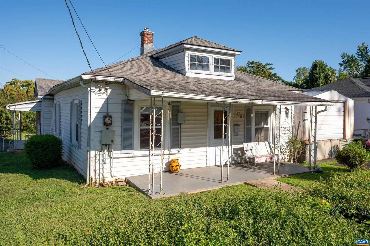 1101 Forest St - Photo 1