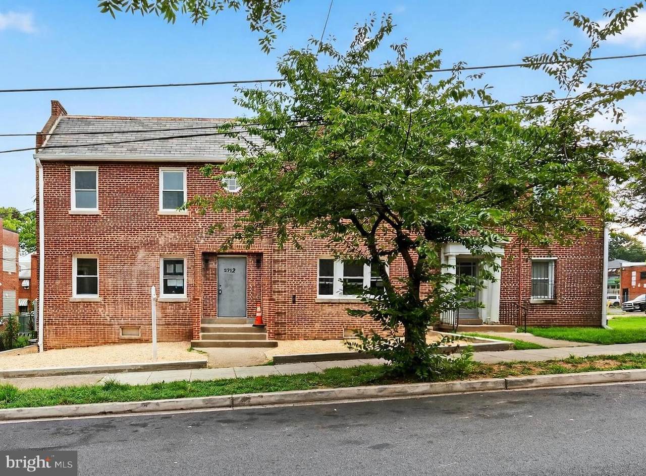 2932 Nelson Place - Photo 1