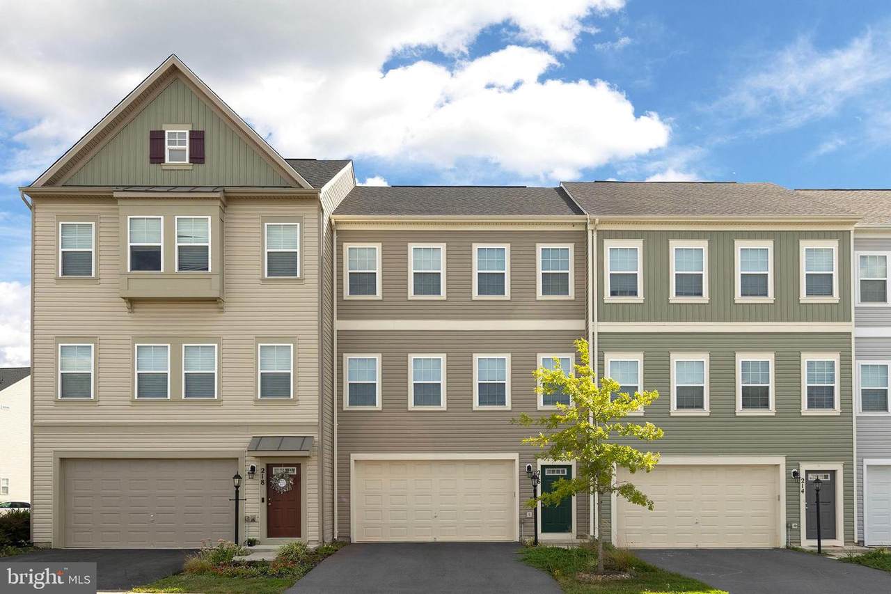 216 Parkland Drive - Photo 1