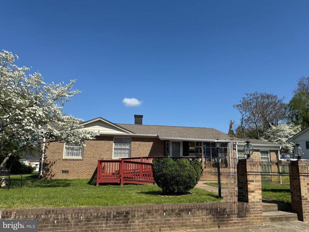 1306 Cardwell Street - Photo 1