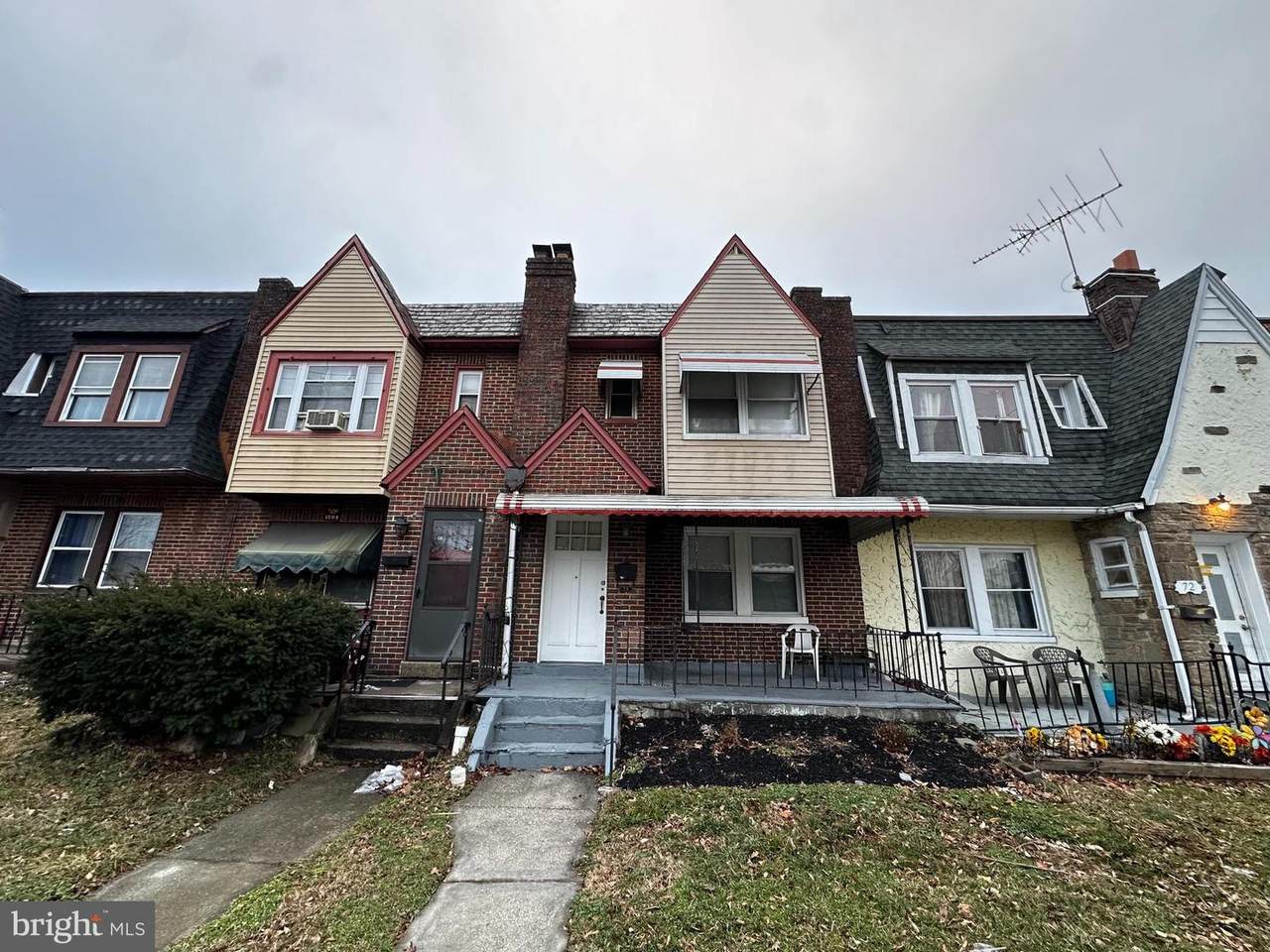 70 Dundalk Avenue - Photo 1