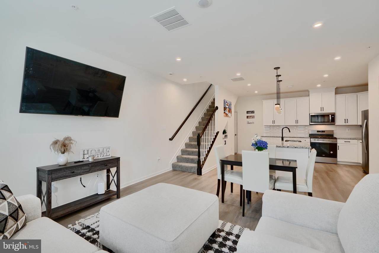 4450 Potts Court - Photo 1