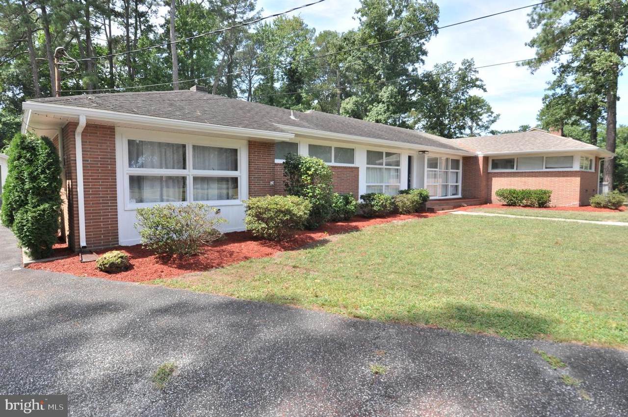 18 Greenway Avenue - Photo 1