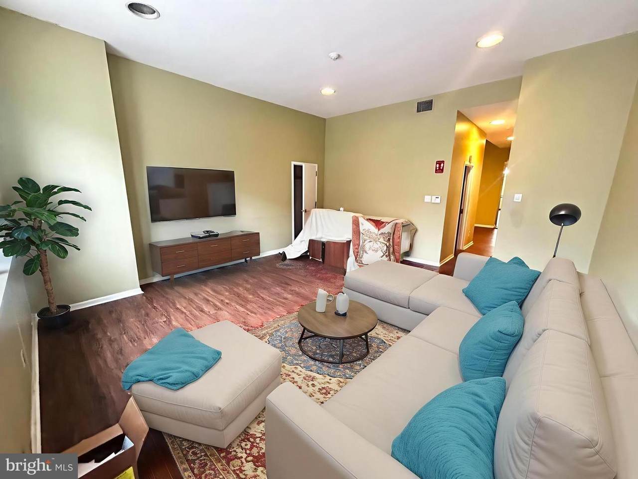 3824 Lancaster Avenue - Photo 1