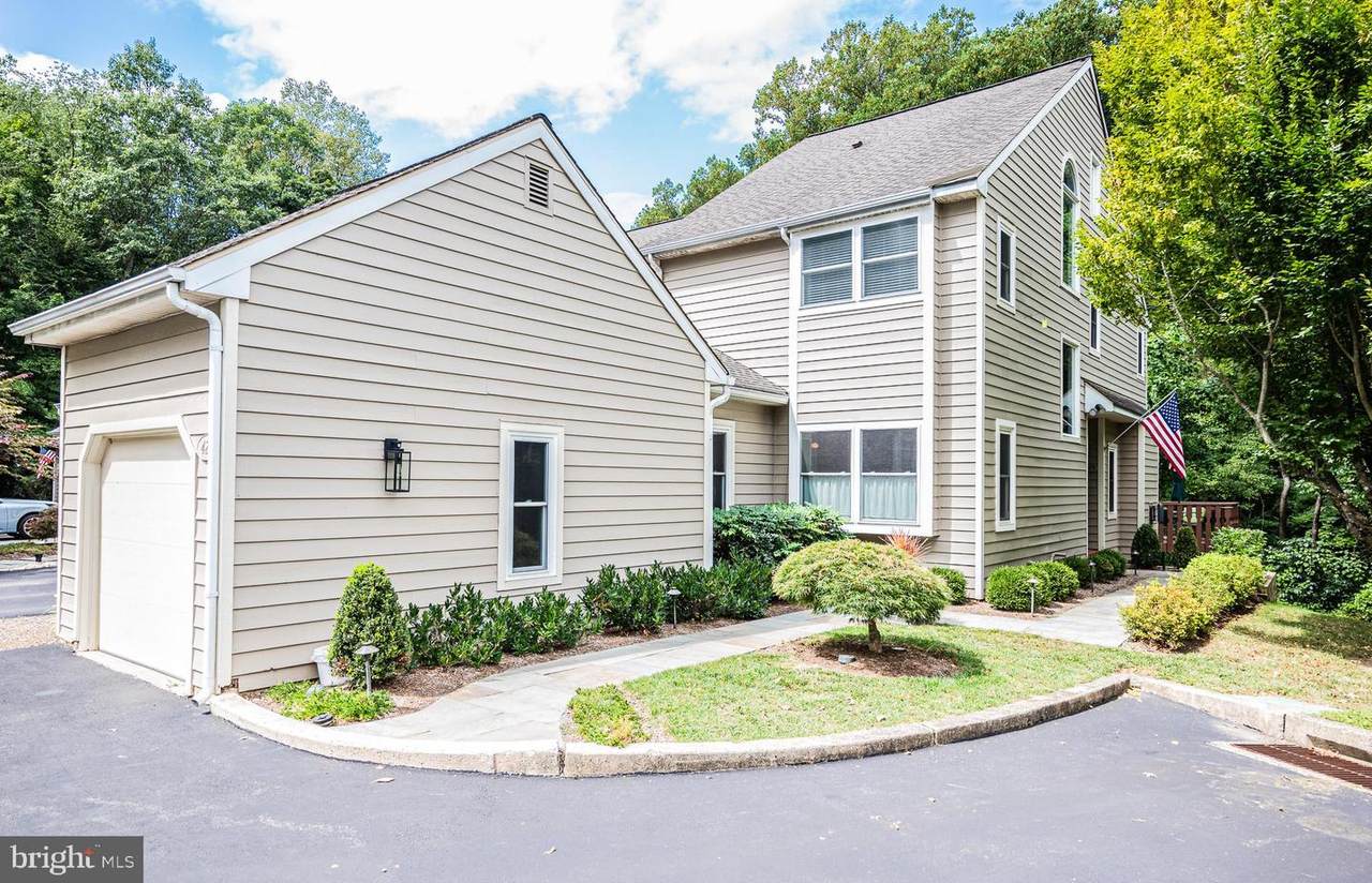 429 Wooded Way - Photo 1