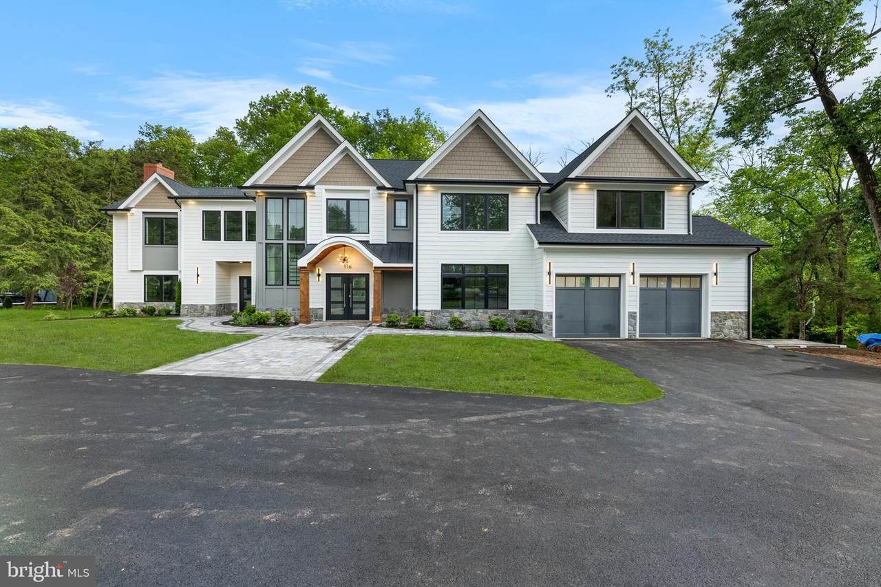 116 Hunt Drive - Photo 1