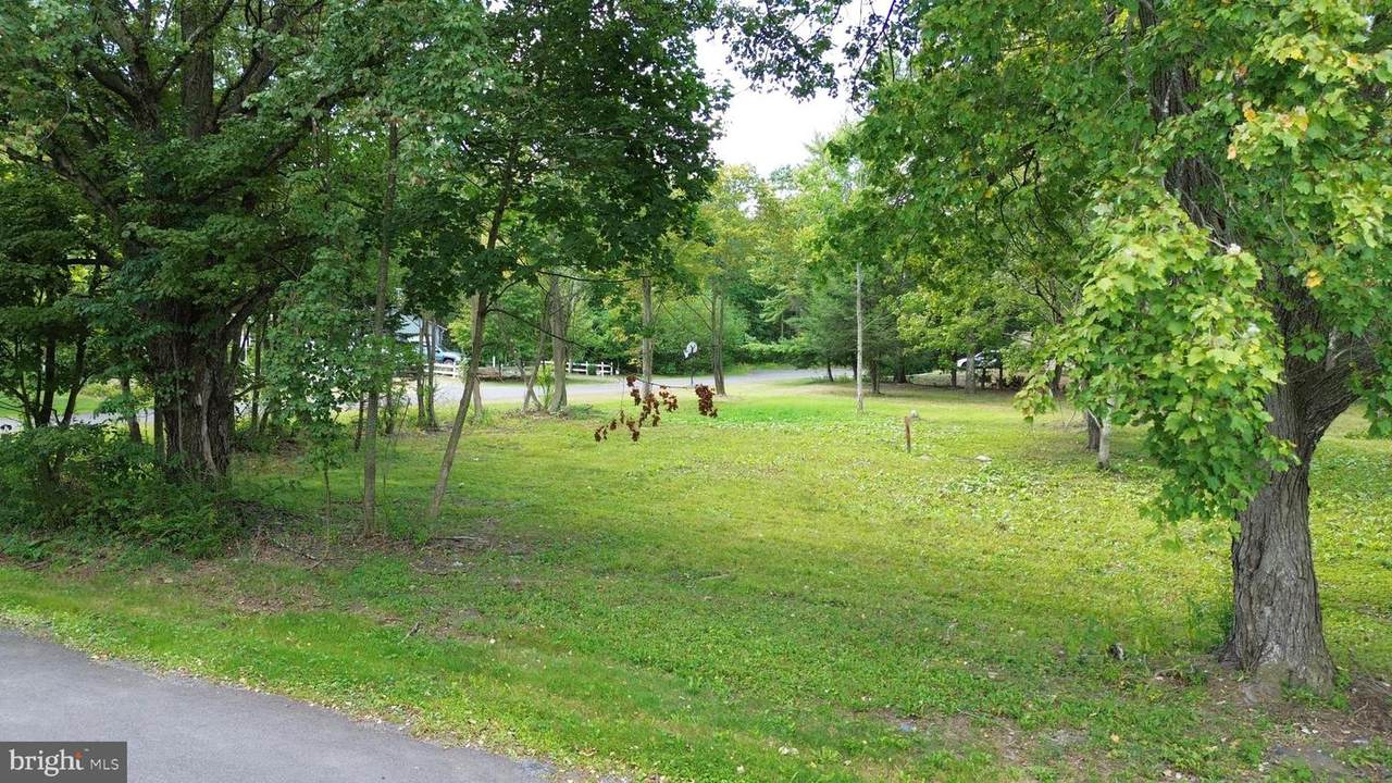 76 W Market Street - Photo 1