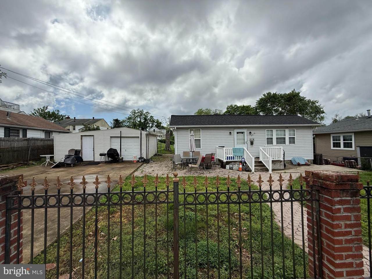 2818 Liberty Avenue - Photo 1