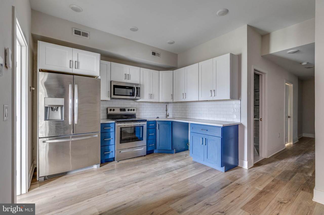 1535 6TH Street - Photo 1