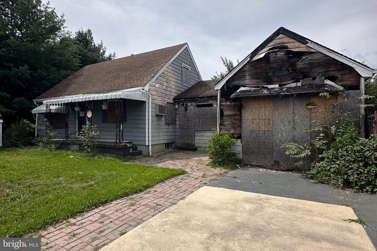 2522 Whitehorse Mercerville - Photo 1