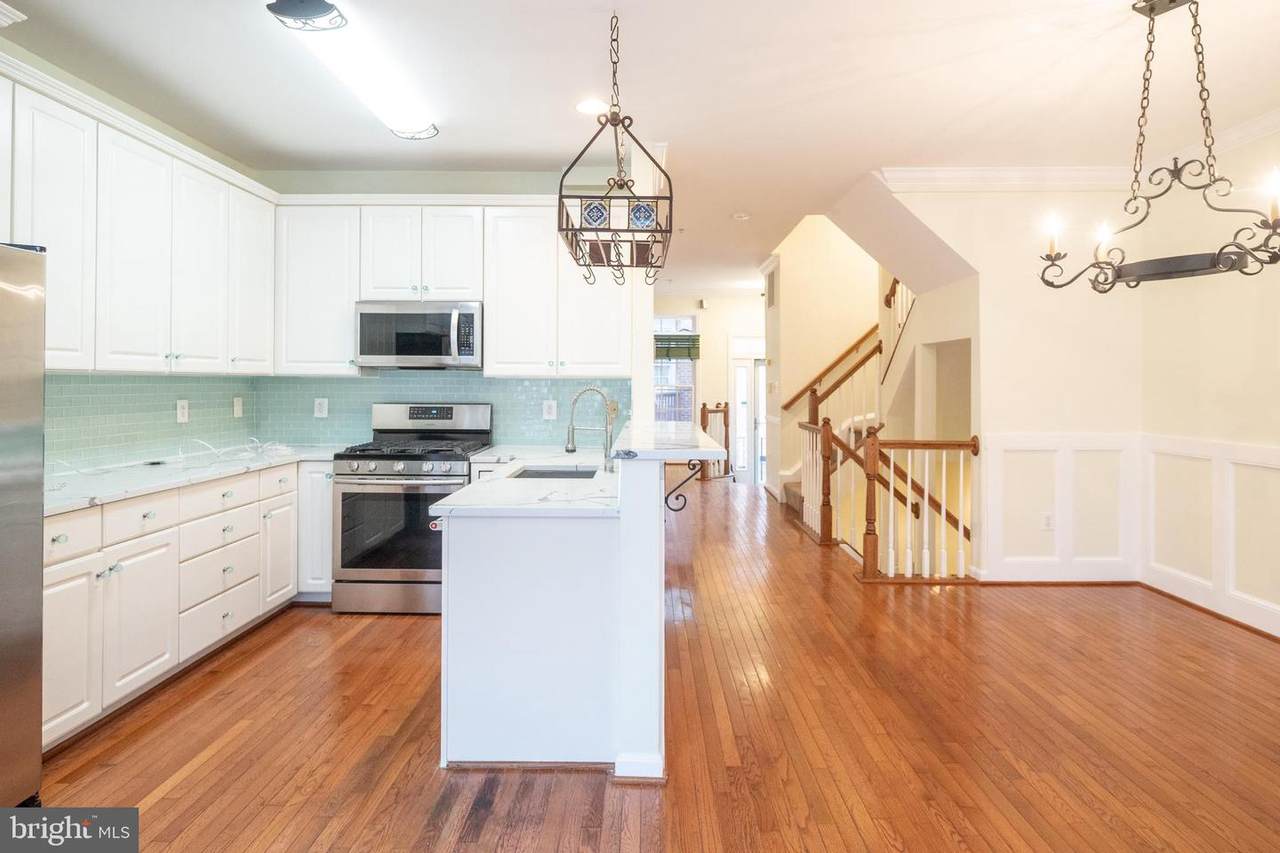 719 Vermont Street - Photo 1