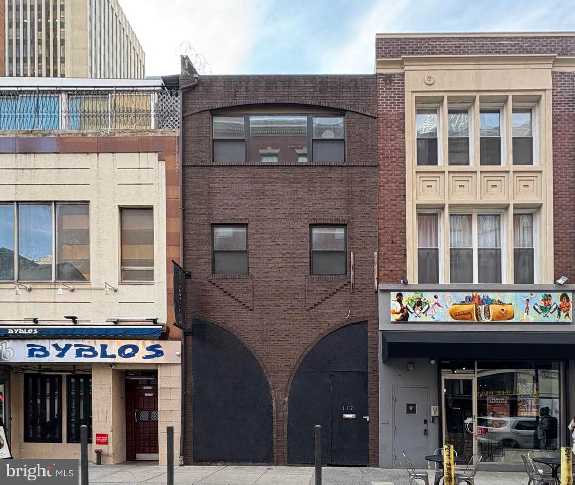 112 18TH Street - Photo 1