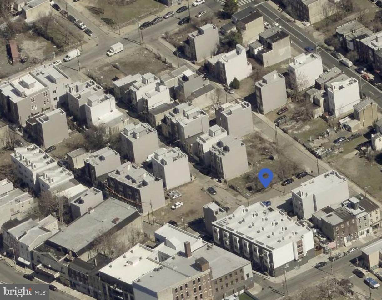 525 Edgley Street - Photo 1