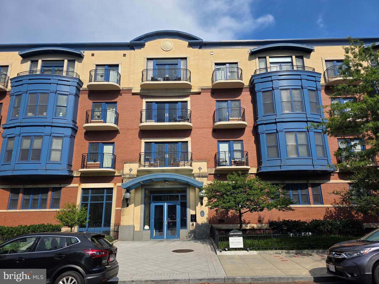 401 13TH Street - Photo 1