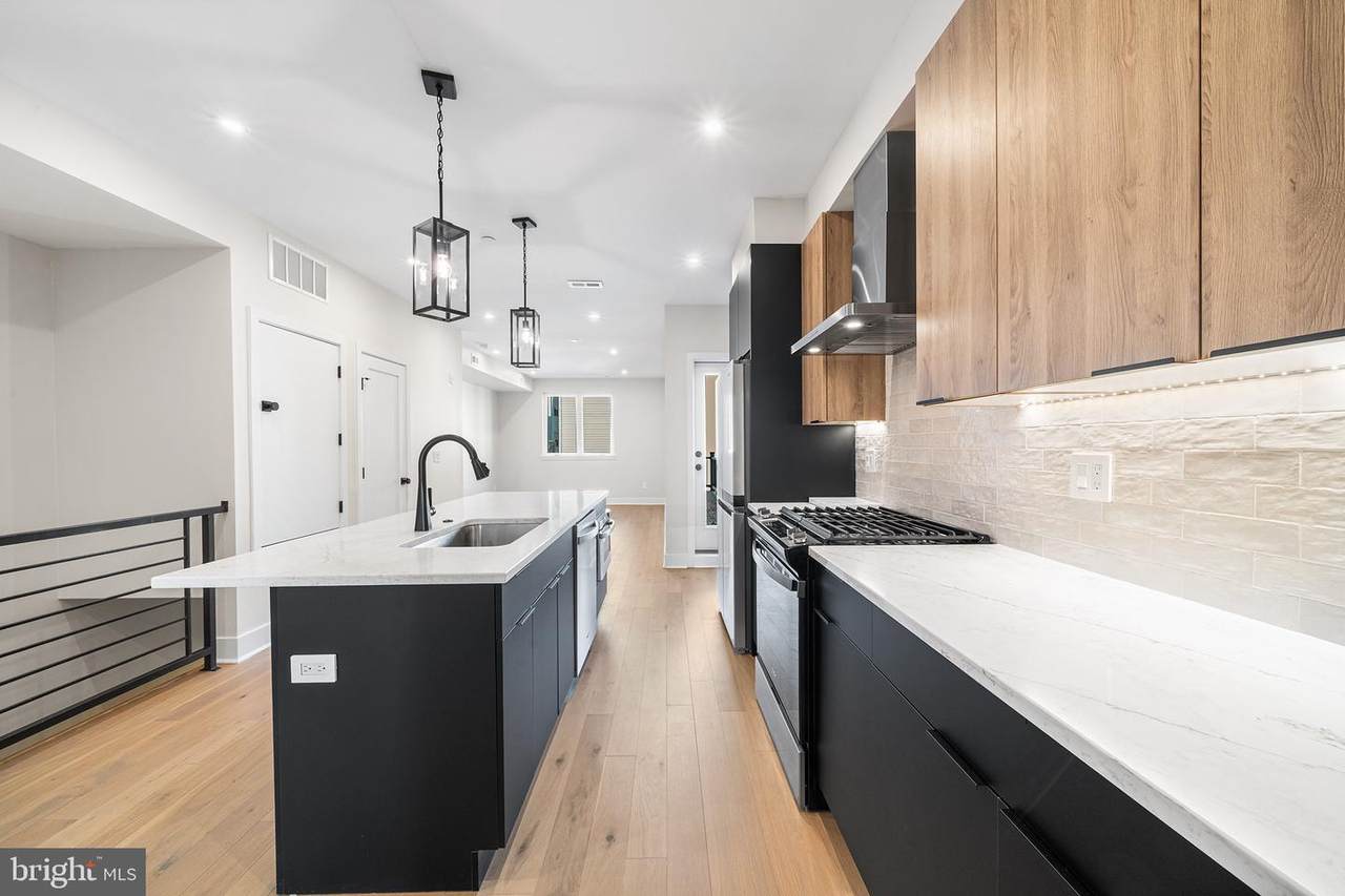 315 Berks Street - Photo 1