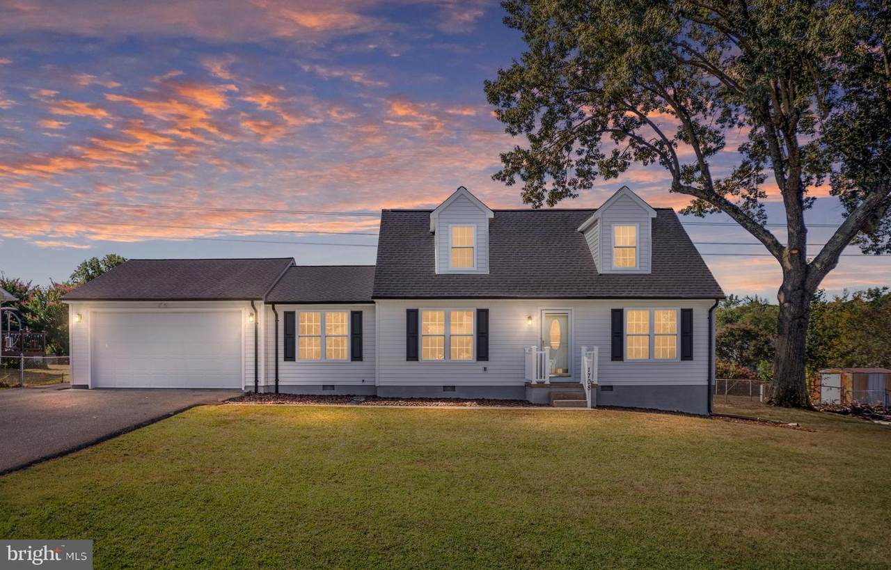 1708 Sherwood Drive - Photo 1