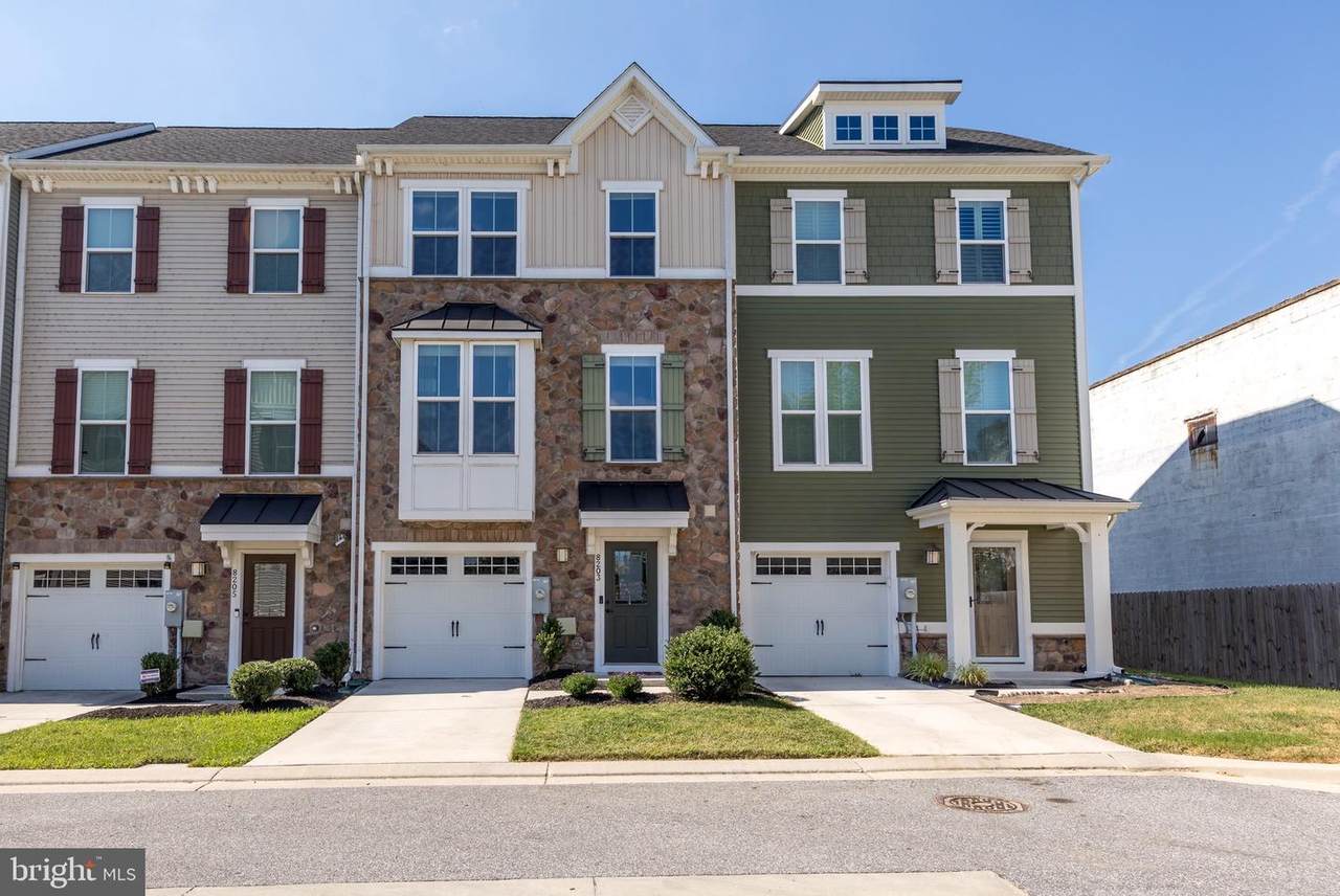 8203 Seaworthy Way - Photo 1