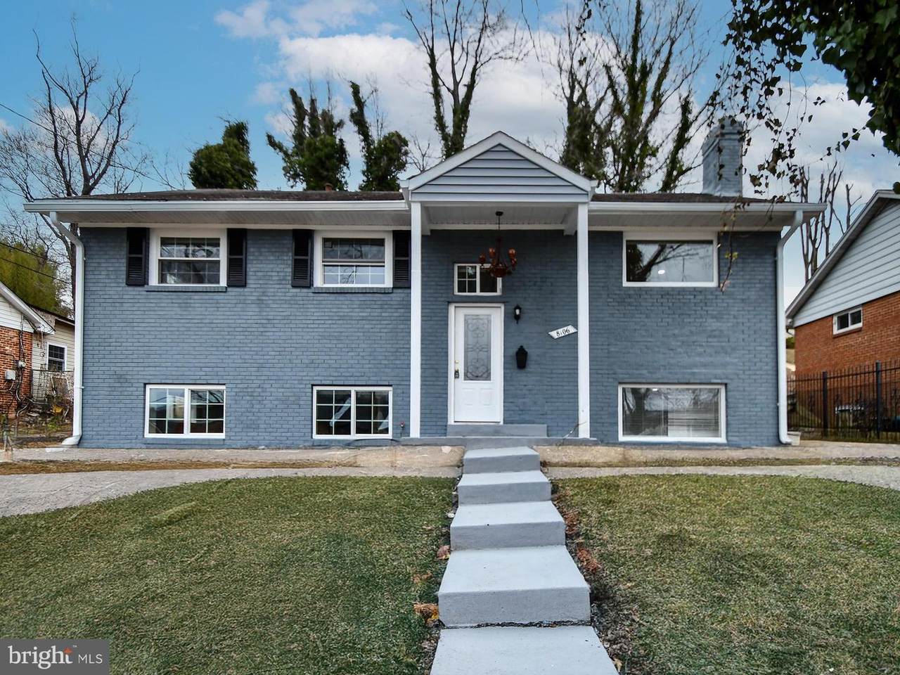 8106 Murray Hill Drive - Photo 1