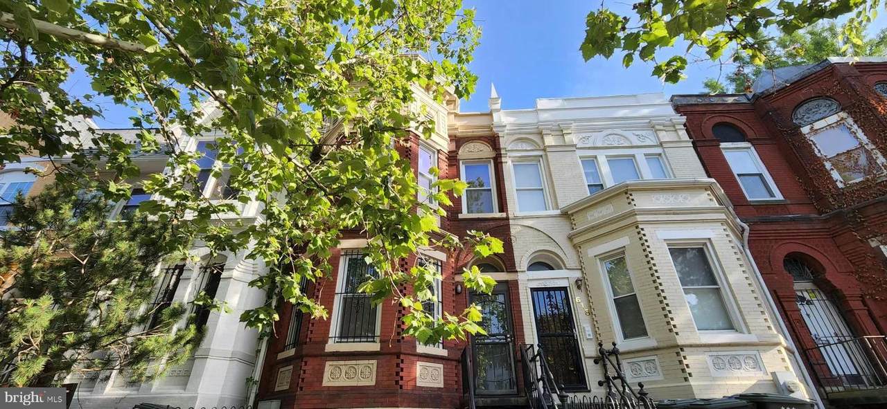 616 R Street - Photo 1