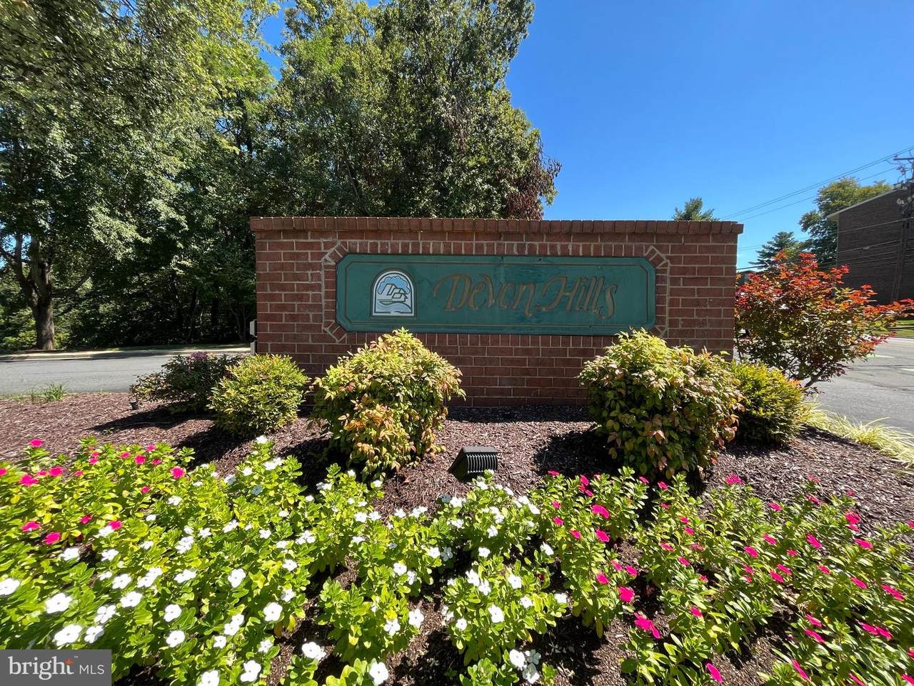 1152 Windemere Court - Photo 1