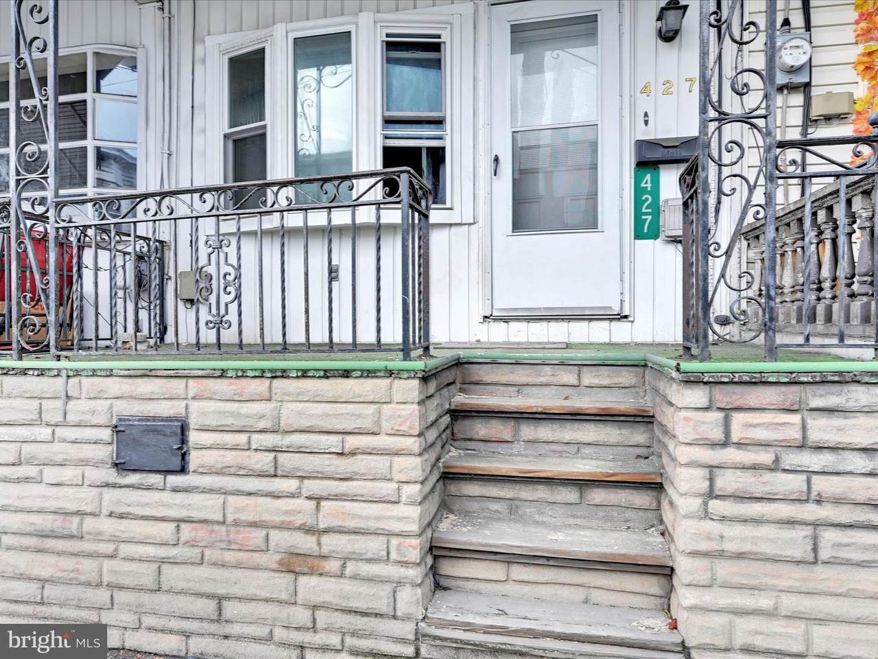 427 Center St. Street - Photo 1