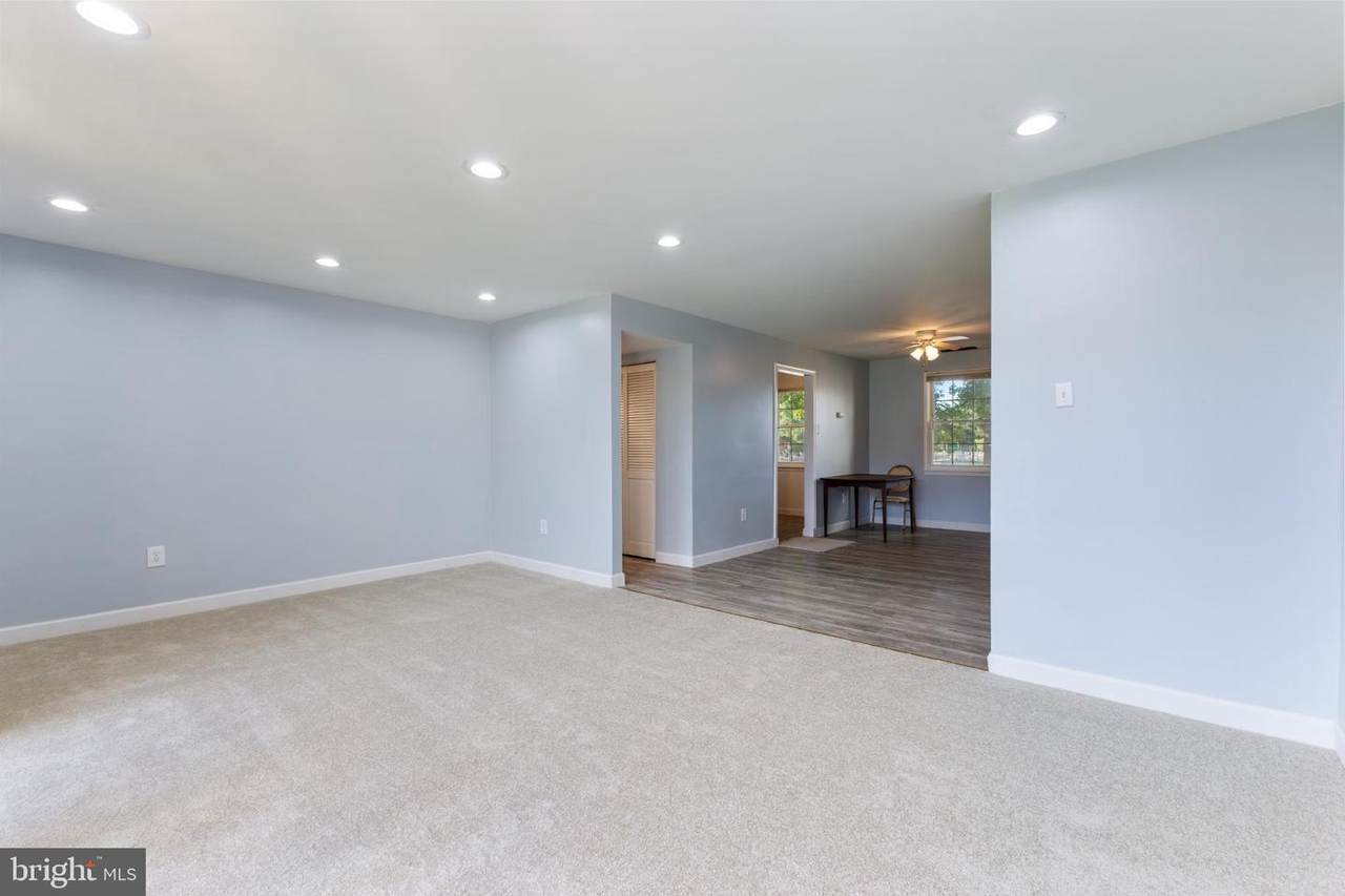 776 Quince Orchard Boulevard - Photo 1