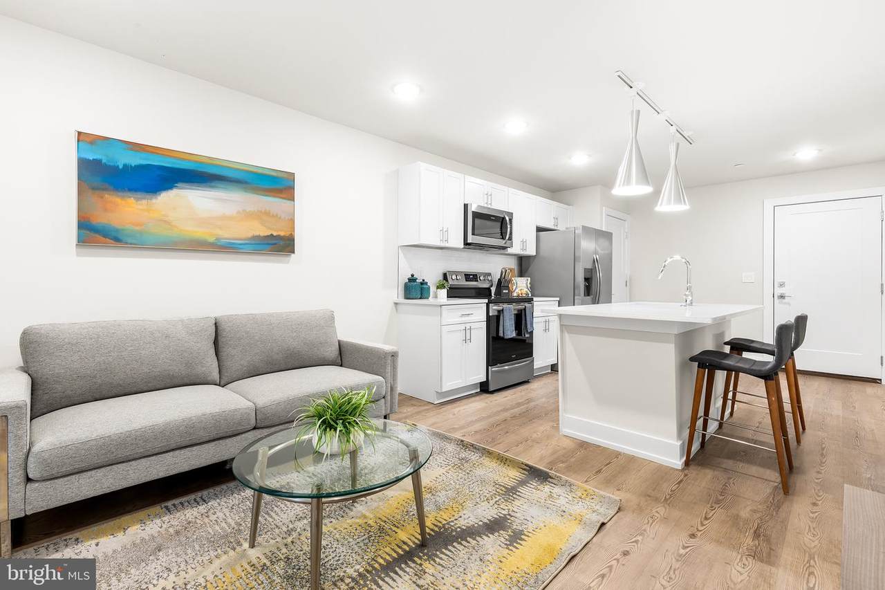 214 Vine Street - Photo 1