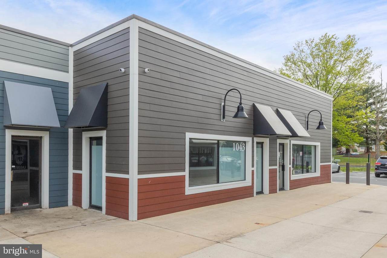 1043 Walker Rd - Photo 1