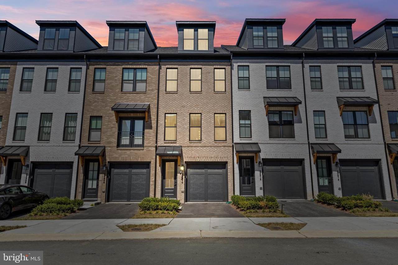 22910 Tawny Pine Square - Photo 1