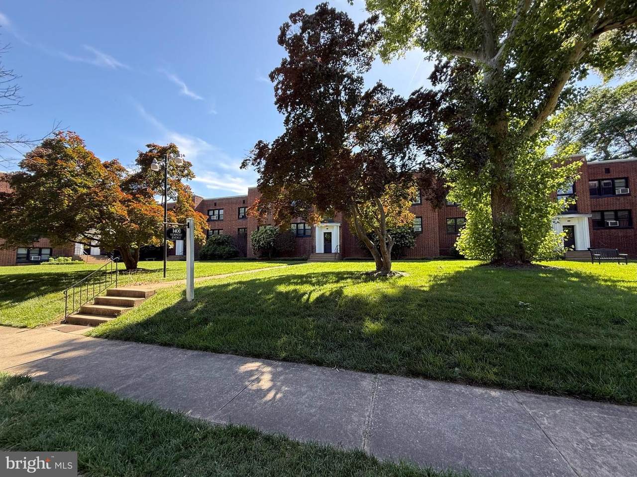 1400 Kenmore Avenue - Photo 1