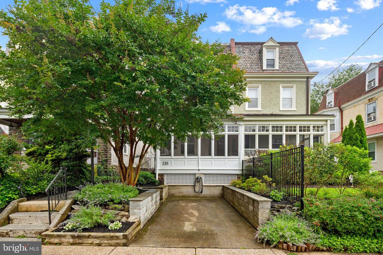 225 Gravers Lane - Photo 1