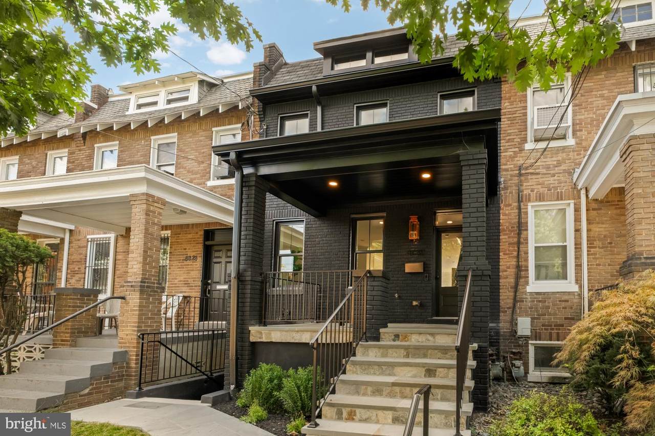 4830 8TH Street - Photo 1