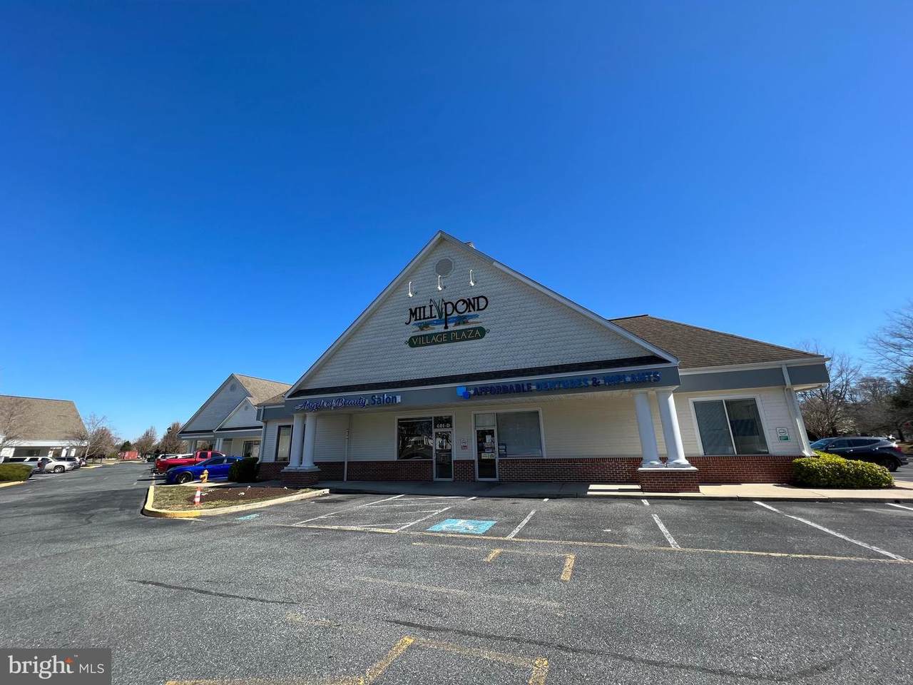 601 E Naylor Mill Road - Photo 1