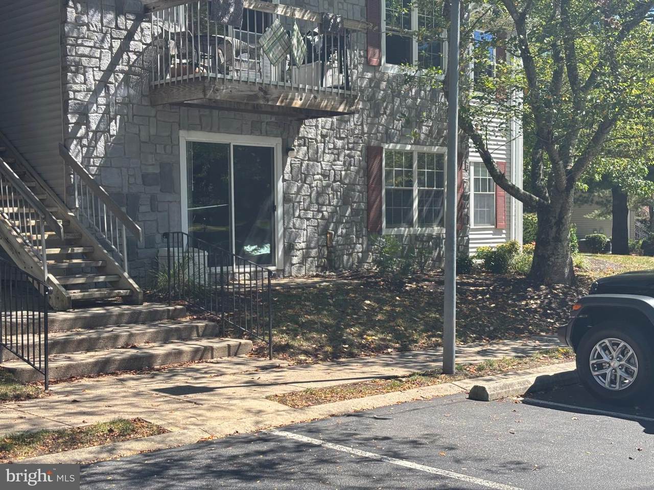 34 Barberry Court - Photo 1